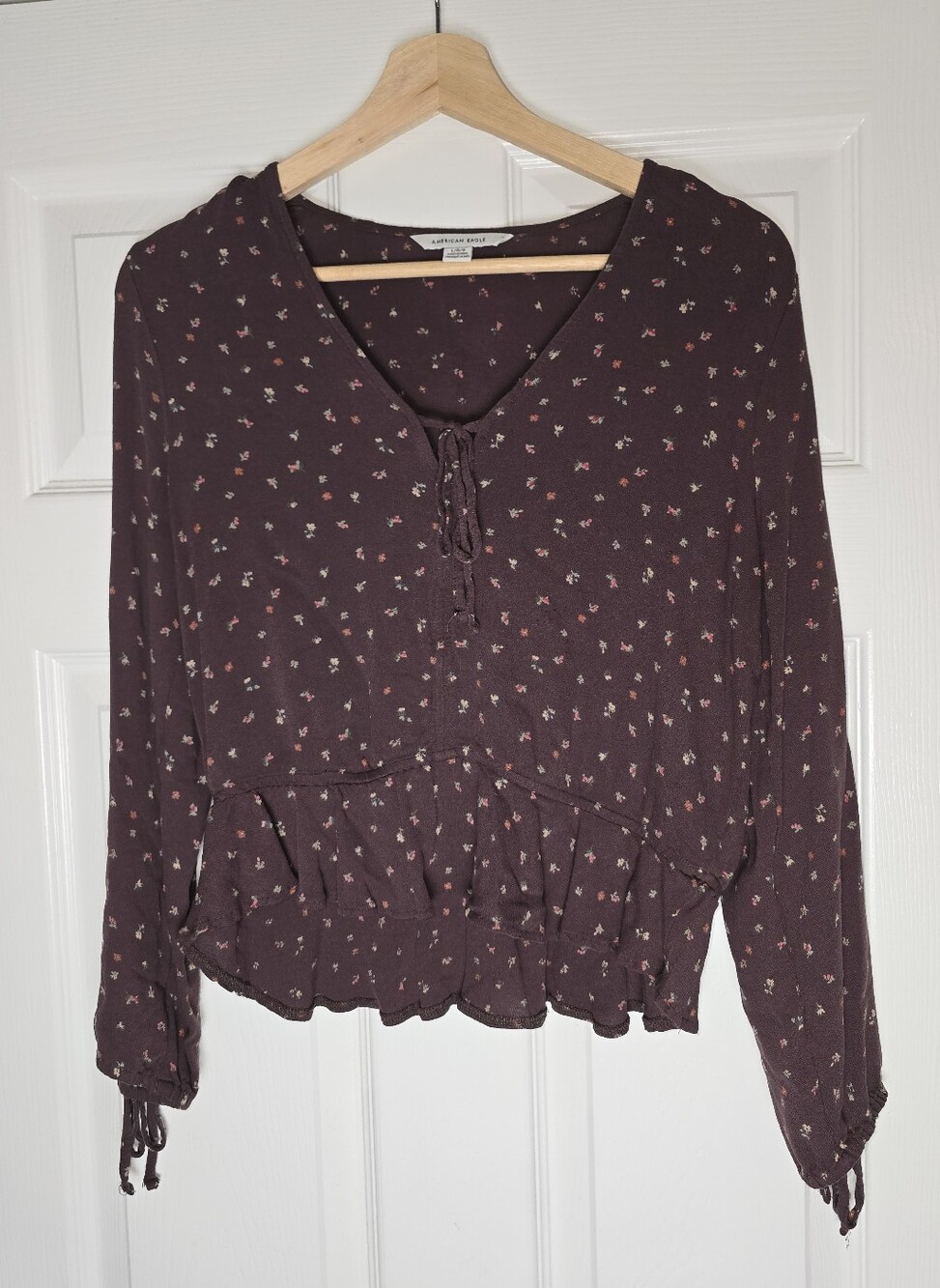 American Eagle Brown Floral Tie-Front Peasant Top Size Large